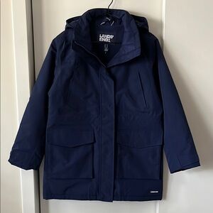 Lands’ End Women’s Squall Insulated Parka w/ hood. Size S, Petite, Deep Sea Navy